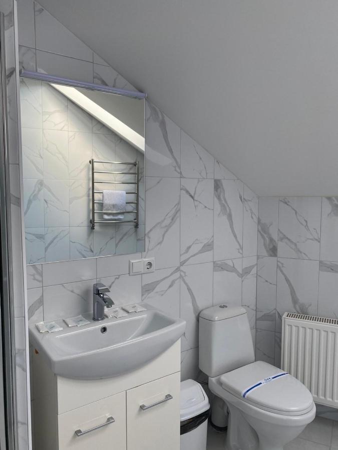 Hotel Rover Lviv Eksteriør bilde