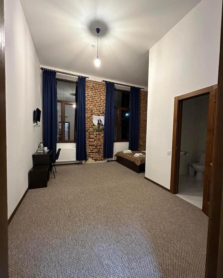 Hotel Rover Lviv Eksteriør bilde